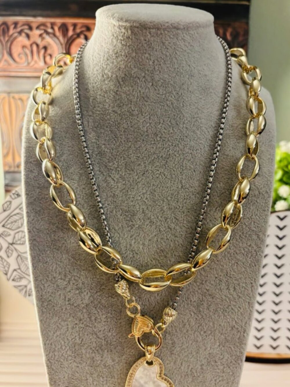 Set of 2 Necklaces